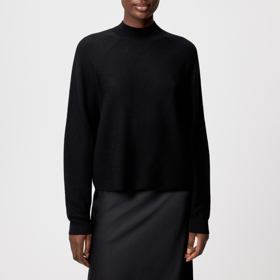 DRYKORN LOTIAMI Verkürzter Pullover in 100% Merinowolle schwarz XS