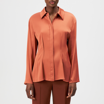 DRYKORN JASIRA Taillierte Hemdbluse in fließendem Satin orange 1